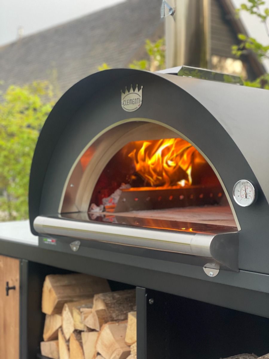 Buitenkeuken met Pizza oven 