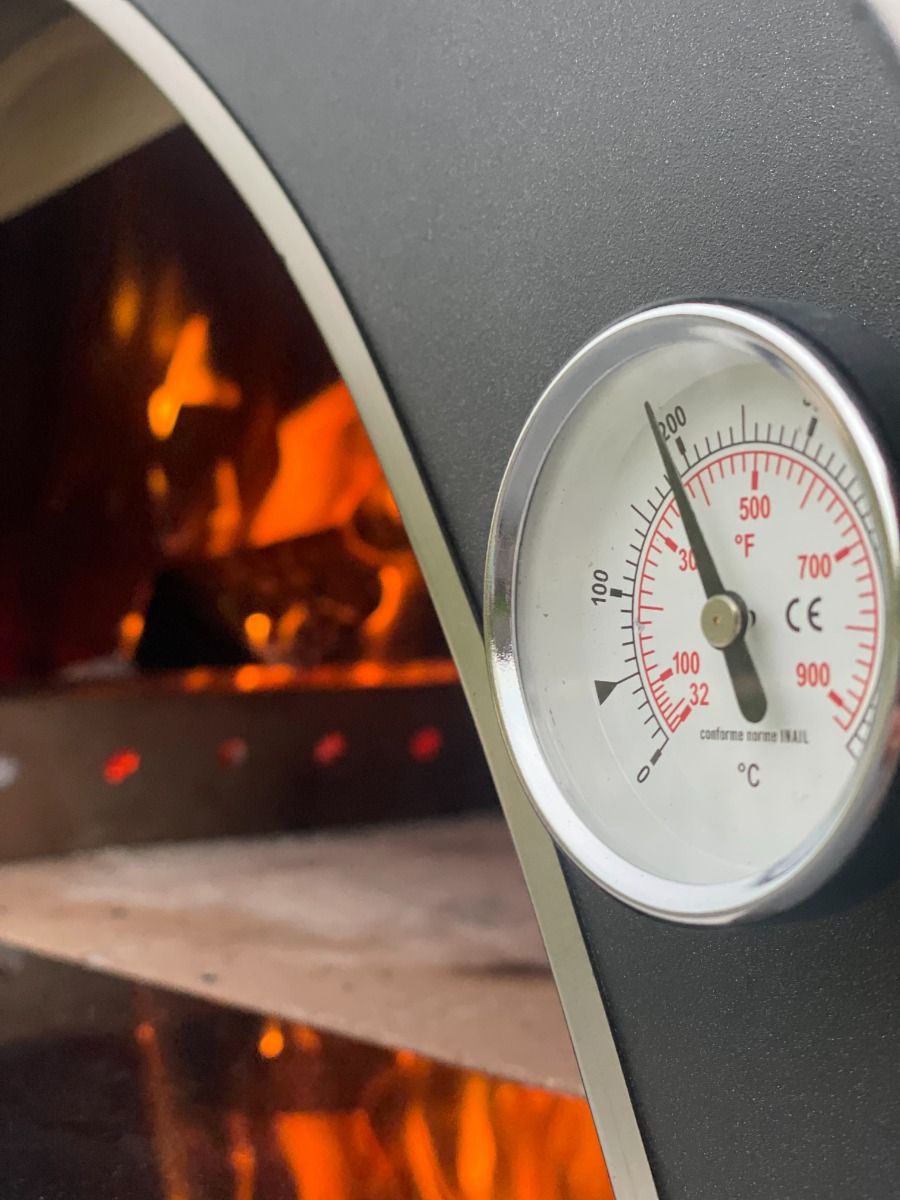 Buitenkeuken met Pizza oven 